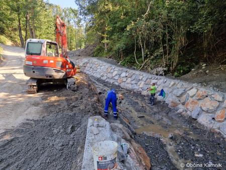 Sanacijska obnova vodotokov in hudournikov po poplavah (9)